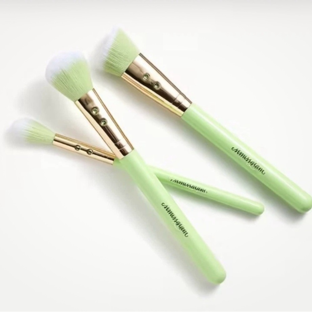 SLMISSGLAM Green Trio Makeup Brush 3 Piece Set NEW